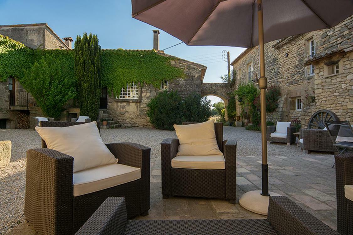 Mas De La Rivoire B&B Villevieille Esterno foto