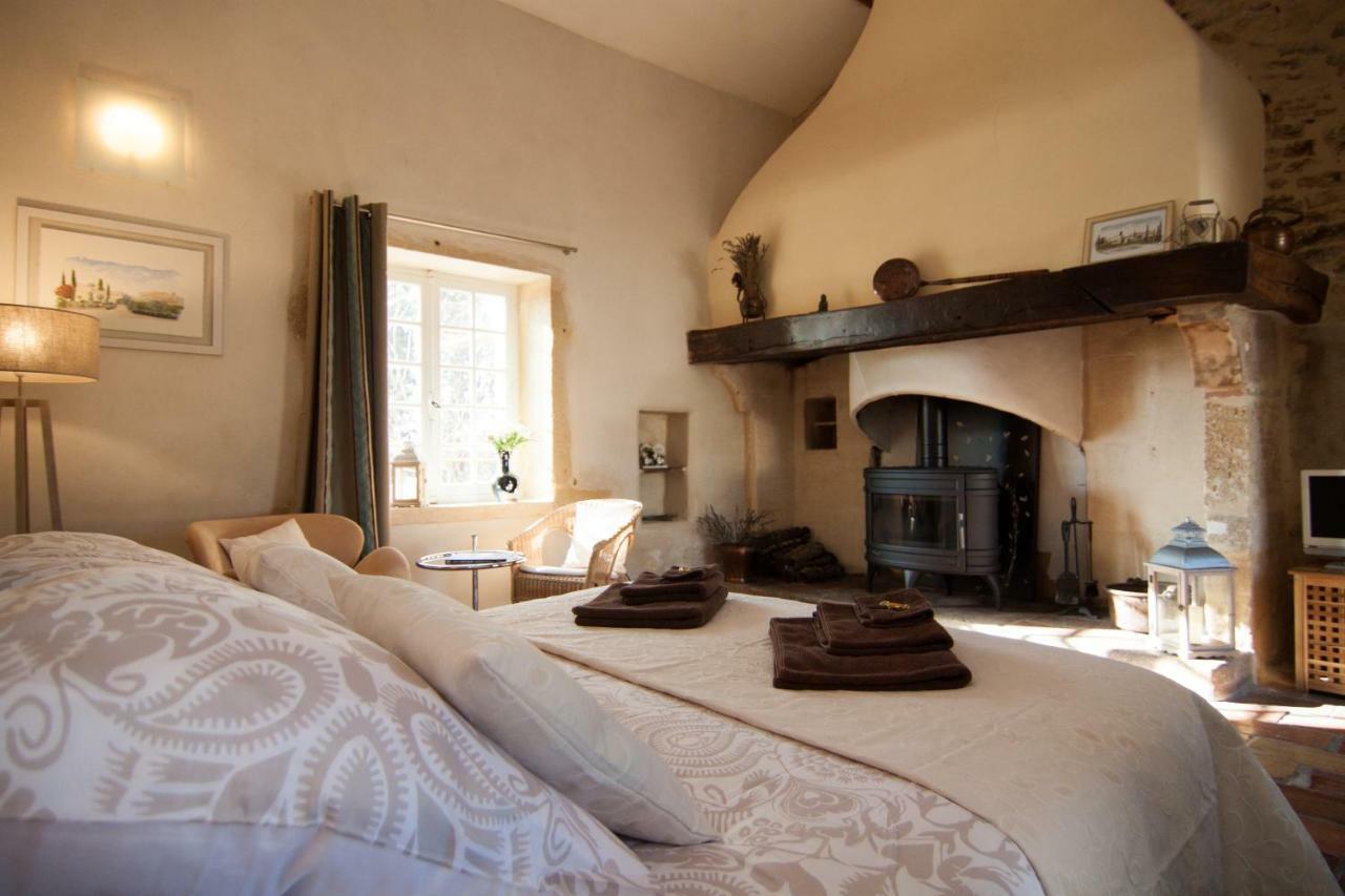 Mas De La Rivoire B&B Villevieille Esterno foto