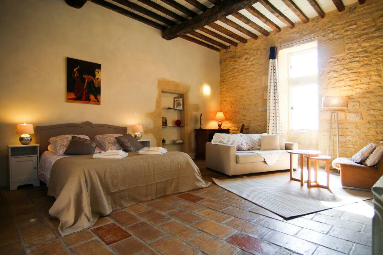 Mas De La Rivoire B&B Villevieille Esterno foto