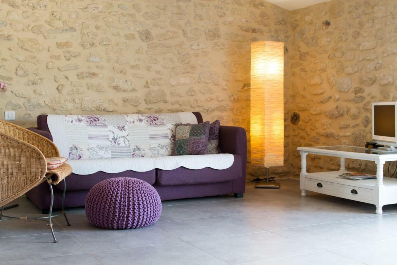 Mas De La Rivoire B&B Villevieille Esterno foto